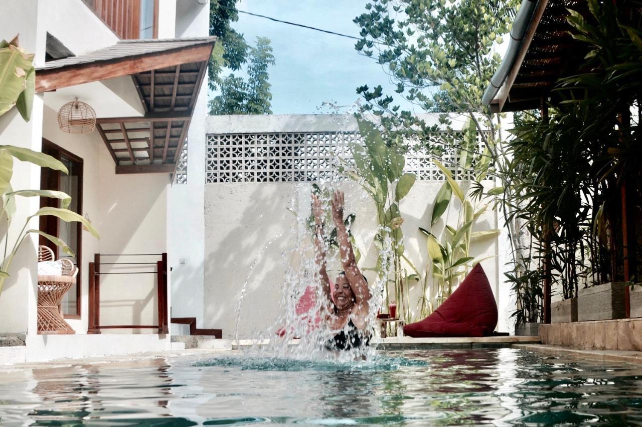 Ola Ola Lombok Hotel Селонг Беланак Екстериор снимка
